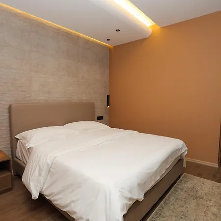 Golden Aparthotel Tirana