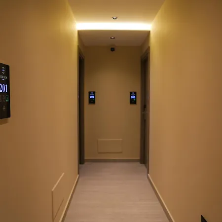 Golden Aparthotel *